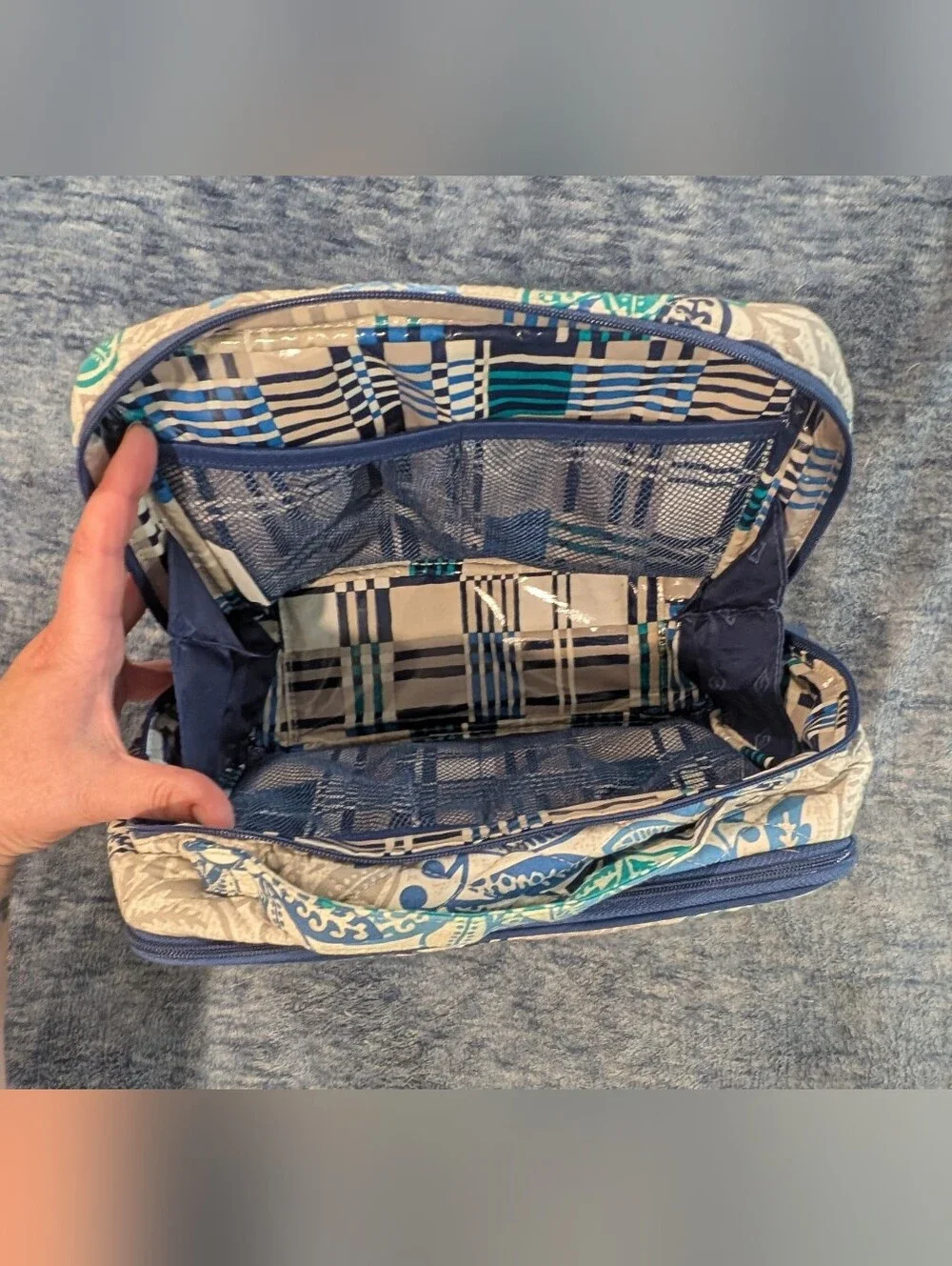 Vera Bradley Santiago Blue Teal Floral Toiletries/Cosmetic Case